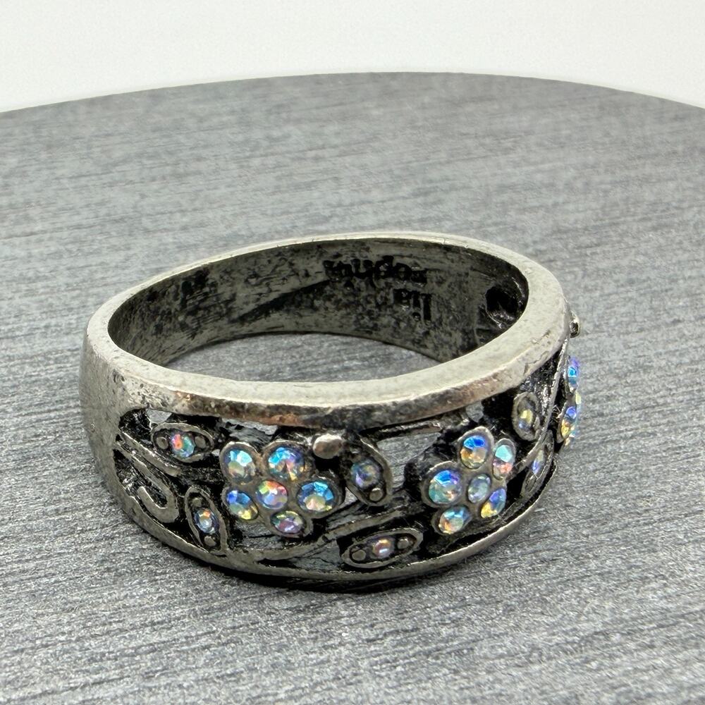 Silver Tone Flower Band Ring Iridescent Rhinestone Detail Cottagecore Aesthetic